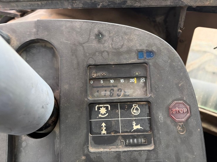 john-deere-8450-image-34