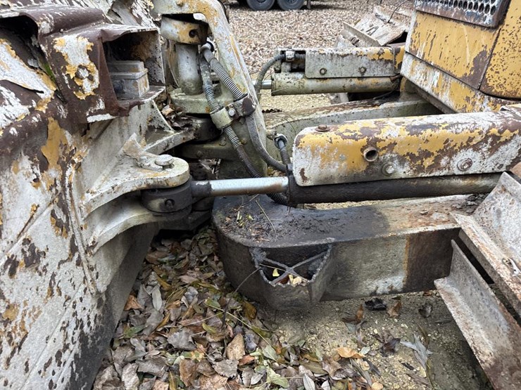 caterpillar-d5n-lgp-image-11