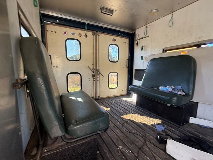 1991-chevrolet-c30-image-32