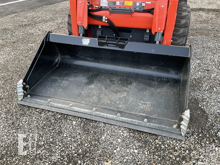 2021-kubota-ssv65-image-9