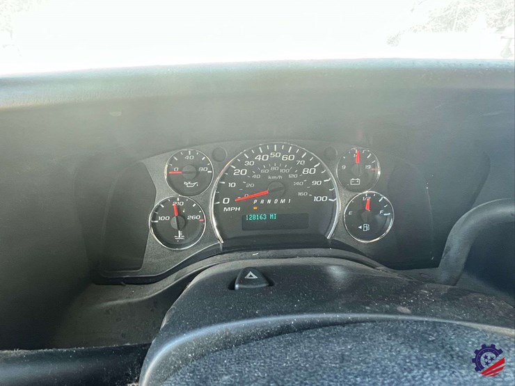 2012-chevrolet-express-van-image-63