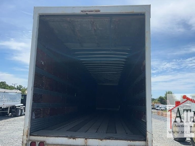 2000-strick-trailer-image-6