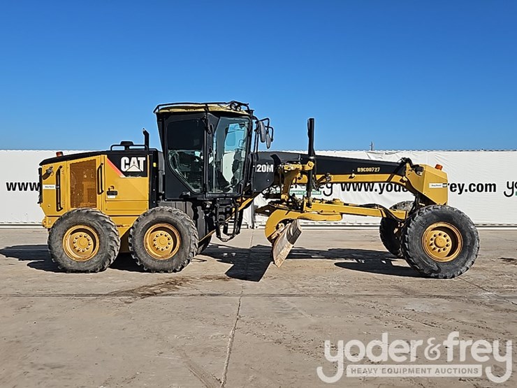 2012-caterpillar-120m-image-6