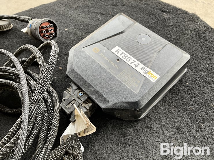 john-deere-m-image-10