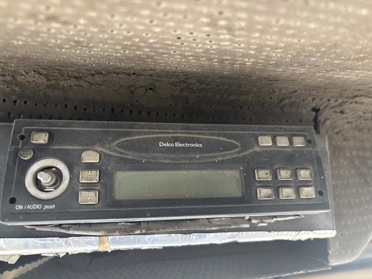 2001-caterpillar-d6r-lgp-image-45