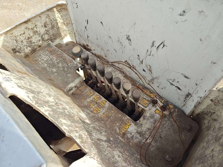 2017-ford-f550-image-23