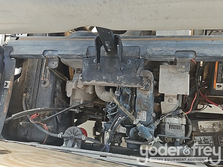 2019-club-car-carryall-1700-image-145