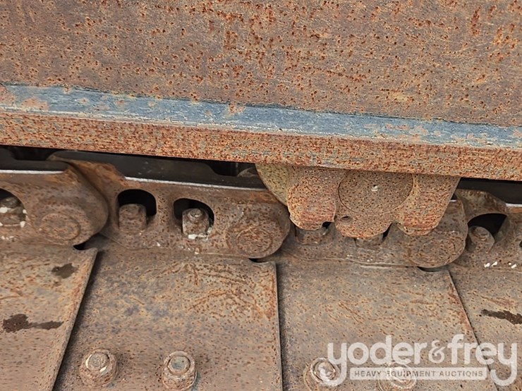 2016-caterpillar-312fgc-image-20