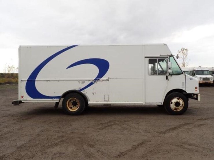 2013-freightliner-mt55-image-12