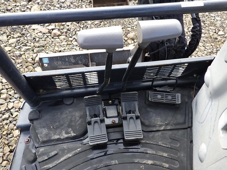 2019-deere-35g-image-28