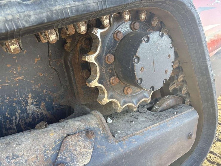 kubota-svl65-2-image-29