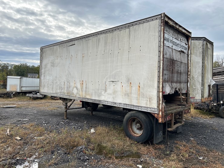 #75-•-28ft-van-trailer-image-6