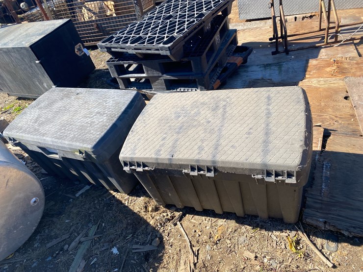 #142-•-(2)-large-plastic-tool-case-image-1