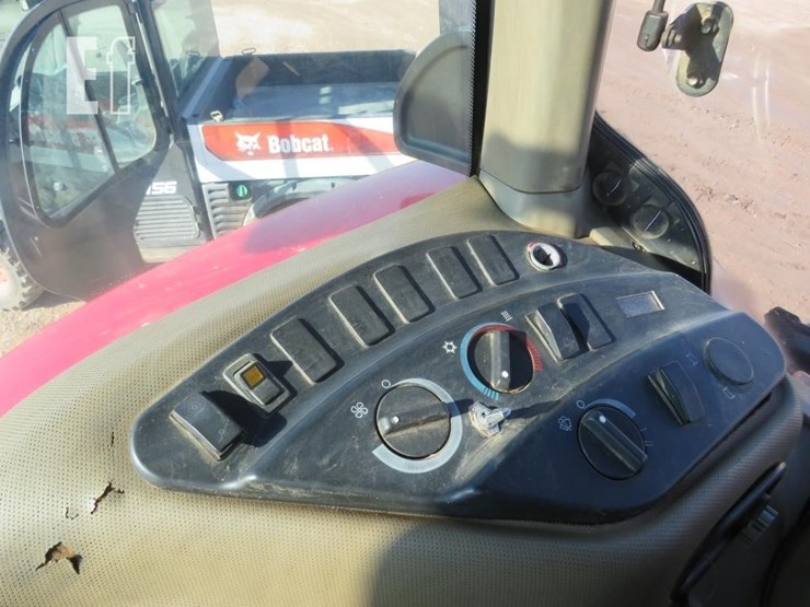 case-ih-mx230-image-19