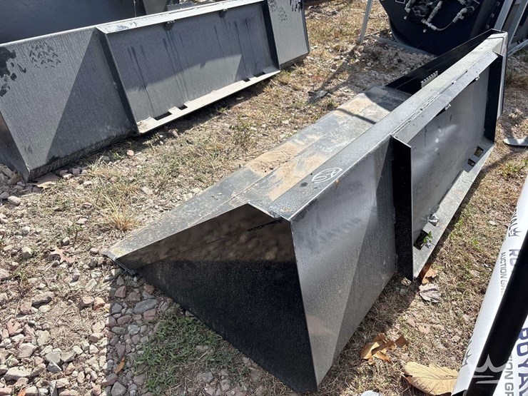 2025-swict-84in-bucket-skid-steer-attachment-image-3