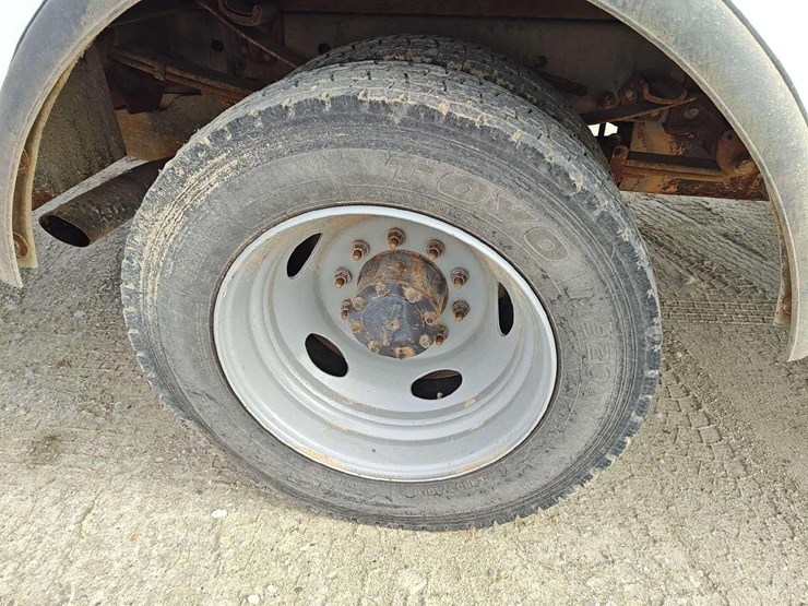 2017-ford-f550-image-62