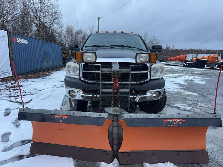 2007-dodge-ram-2500-image-2