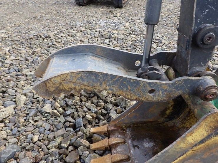 2019-deere-50g-image-10