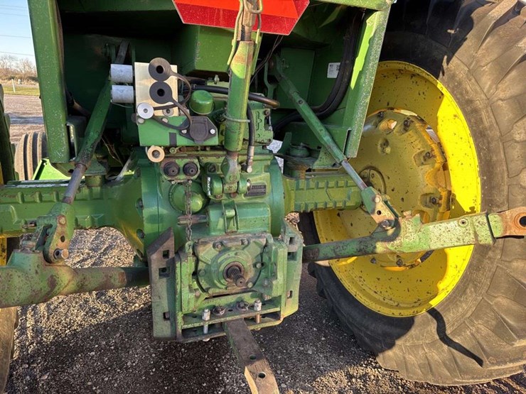 john-deere-4230-image-16