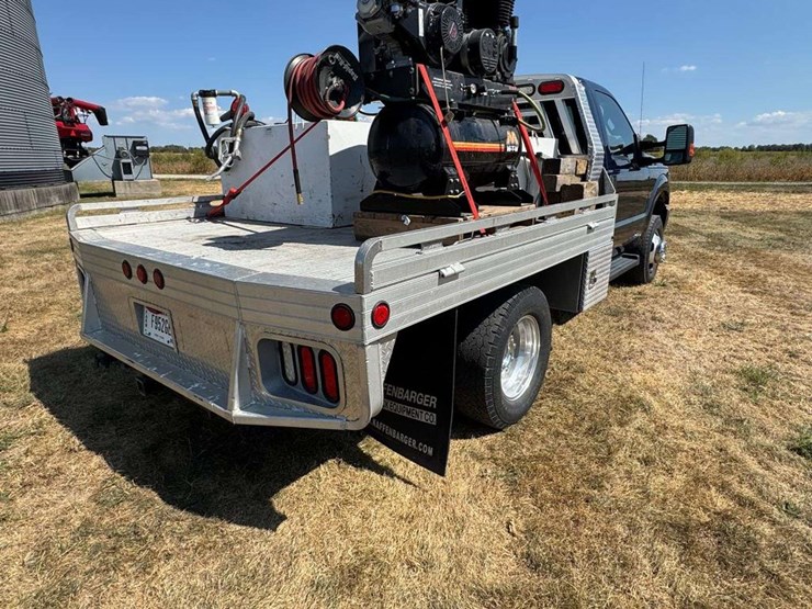 2015-ford-f350-xlt-image-7