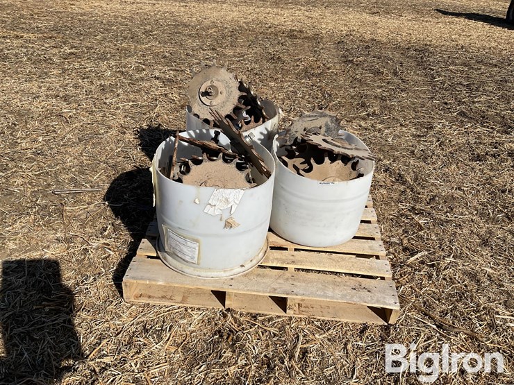 kinze-trash-whips-image-1