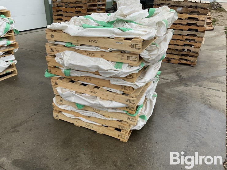 seed-bulk-bags-&-pallets-image-1