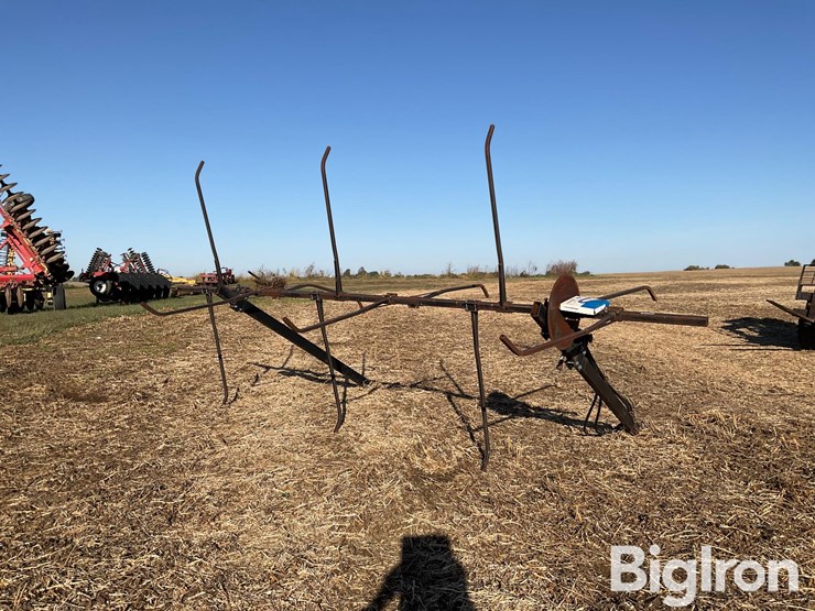 6-row-down-corn-reel-image-1