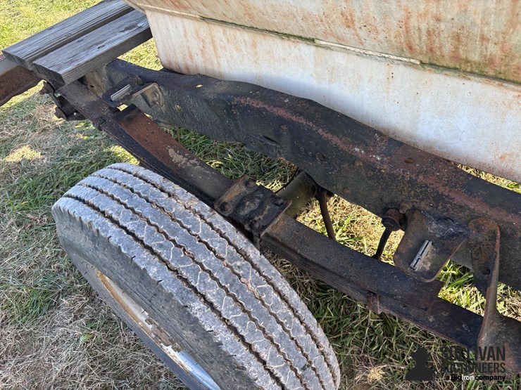 steel-fuel-tank-w/12v-pump-on-cart-image-17