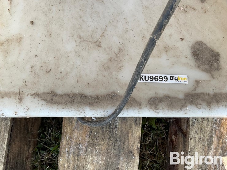 pallet-of-exhaust-fans-image-14