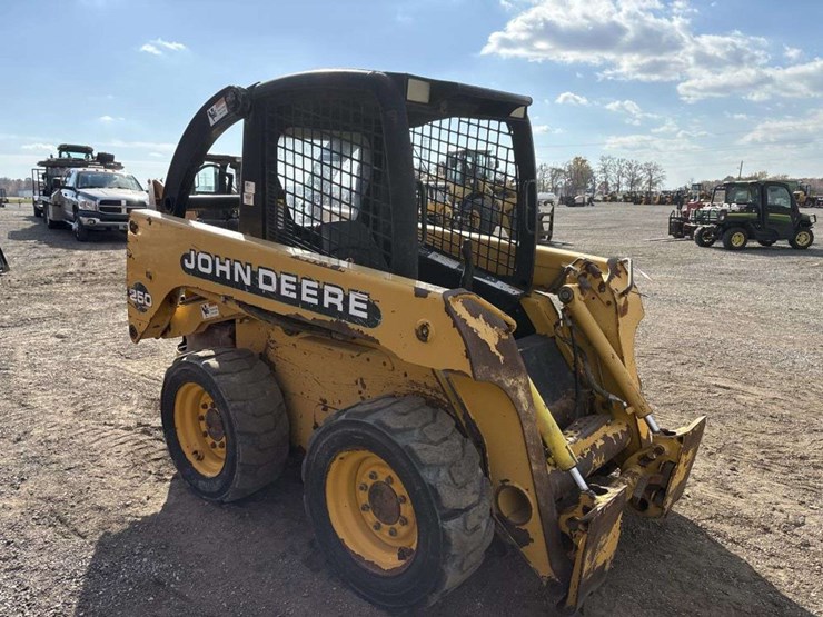 john-deere-250-image-5