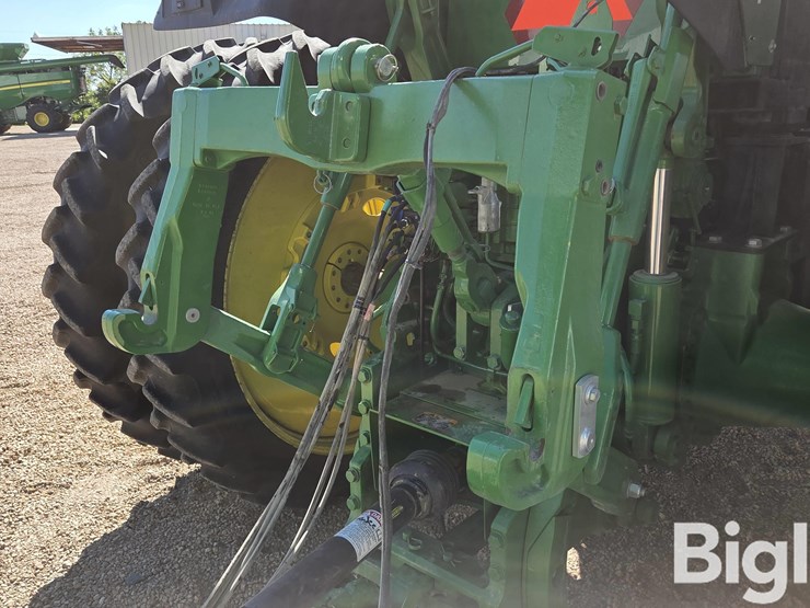 2021-john-deere-8r-250-image-15