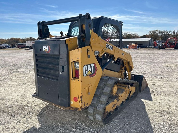 2020-caterpillar-259d3-image-3