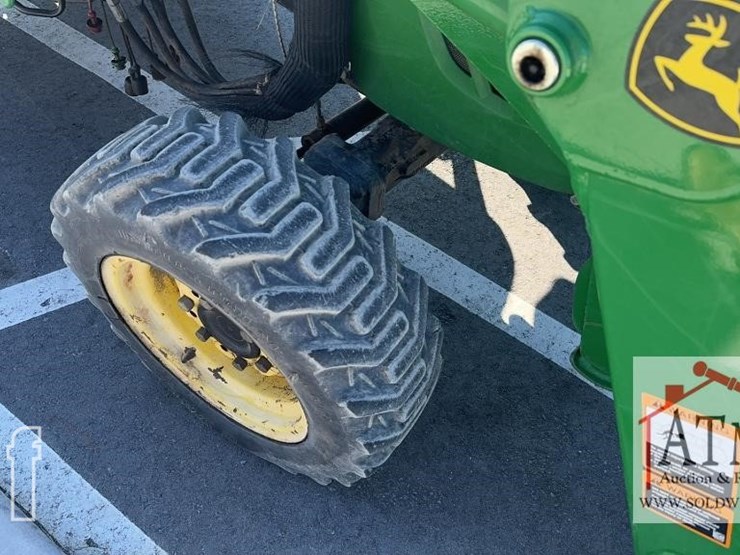 2004-john-deere-3120-image-15