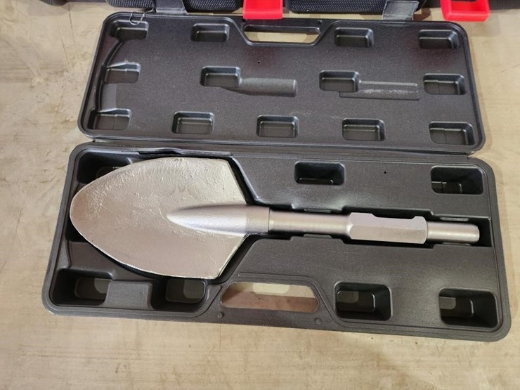 xp-2200w-demo-hammer-image-2