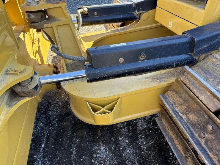 caterpillar-d6n-lgp-image-13