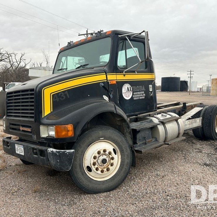 1992 IHC 8100 Truck (CP1306, Unit 431)