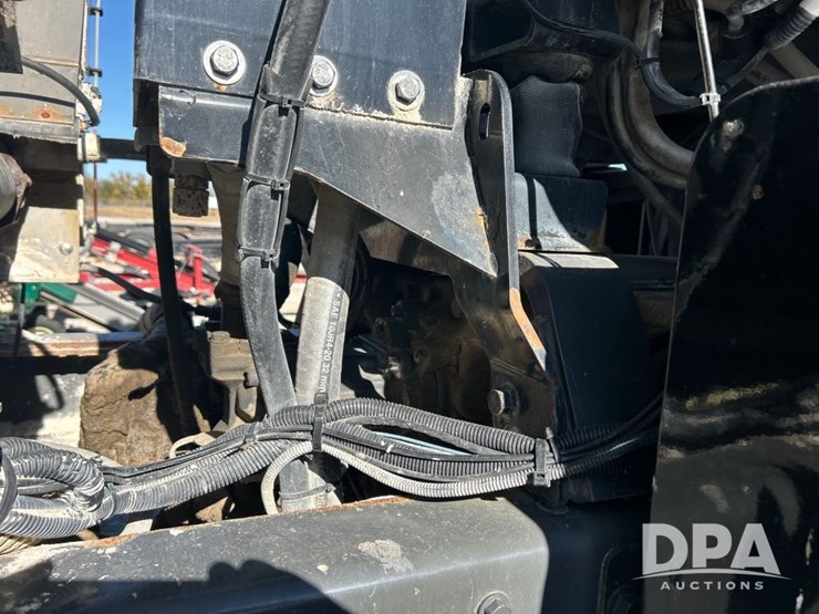 2012-terra-gator-8400b-dry-floater-(ls0482)-image-23