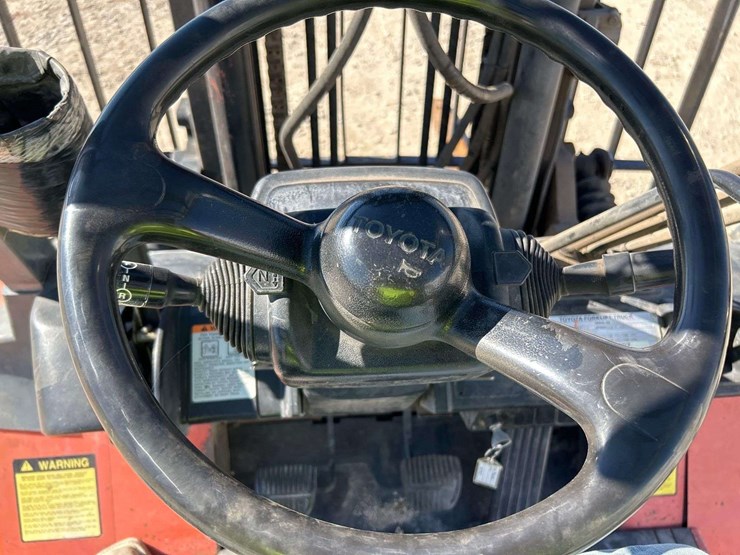 toyota-7fgu35-8,000lbs-forklift-image-20