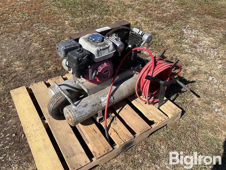 grip-rite-gr55-portable-air-compressor-image-1