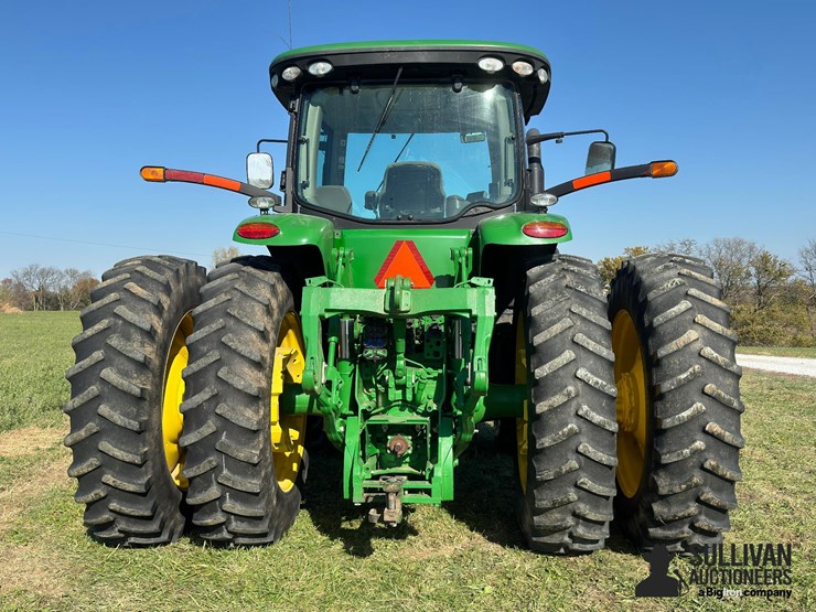 2011-john-deere-8235r-image-6