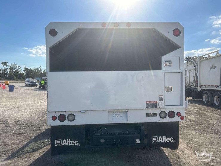 2017-ford-f550-image-30