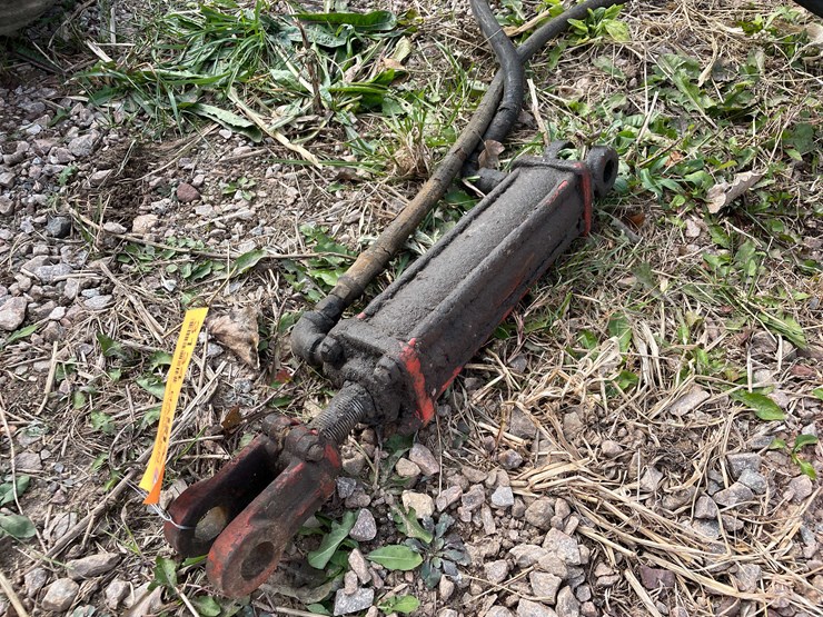 #3134-•-hydraulic-ram-image-2