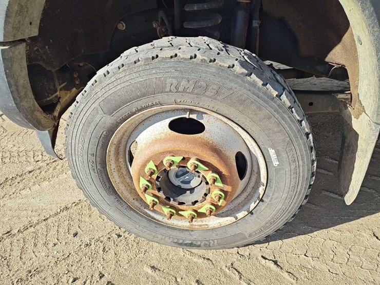 2017-ford-f550-image-58