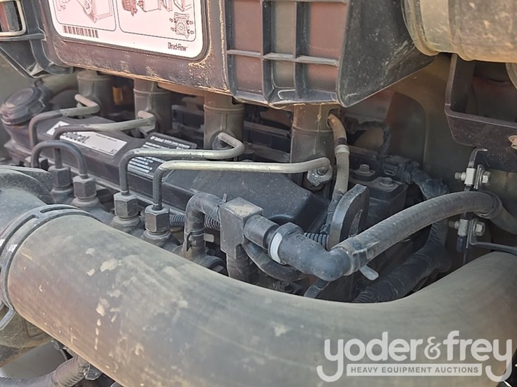 2021-bobcat-t595-image-59