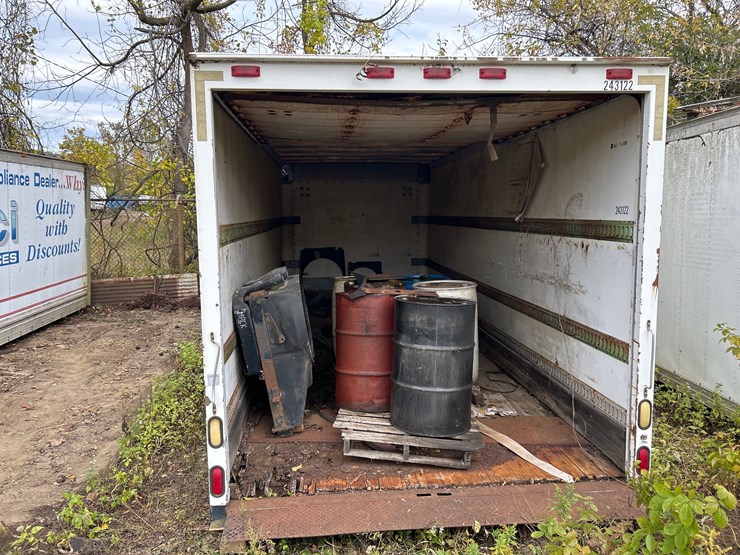 #89-•-20’-truck-body-image-2