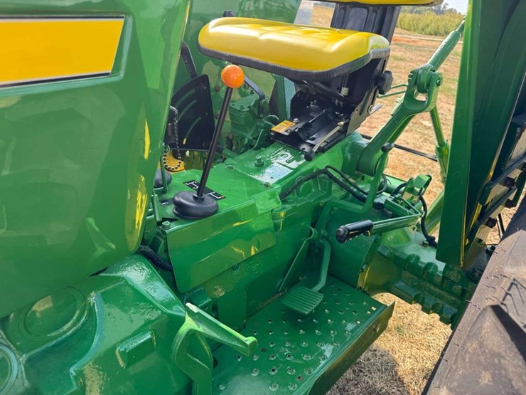 john-deere-2640-image-16