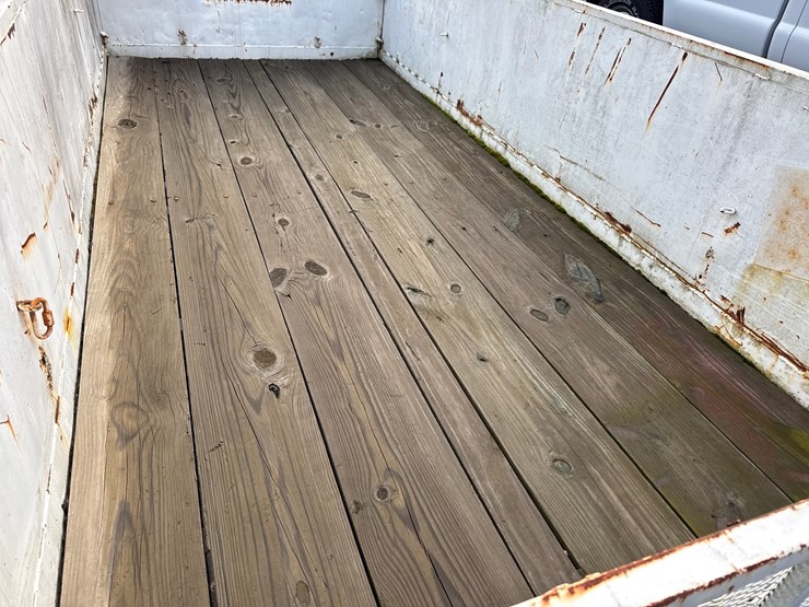 #131-•-1997-diamond-back-tilt-trailer-image-5