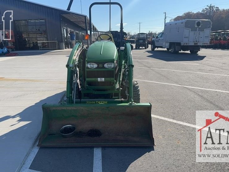 2004-john-deere-3120-image-2