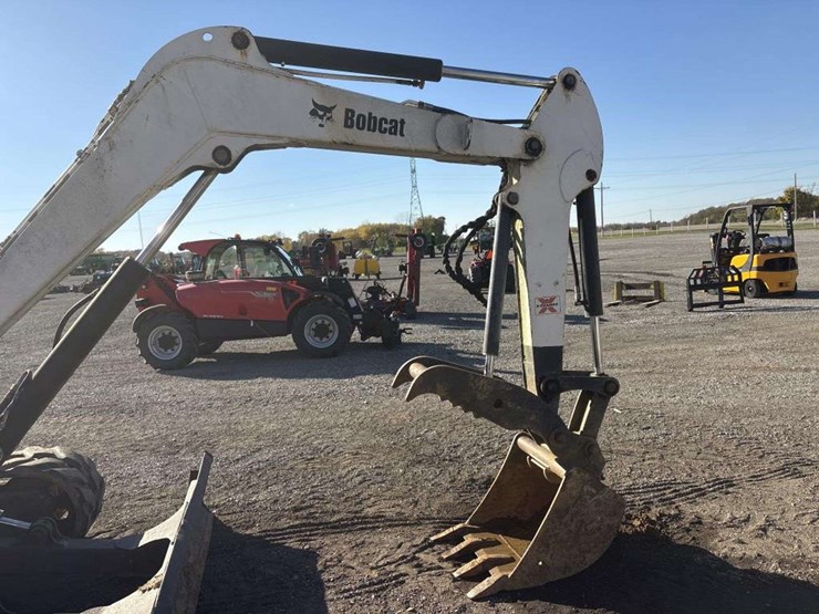 2006-bobcat-435hag-image-12