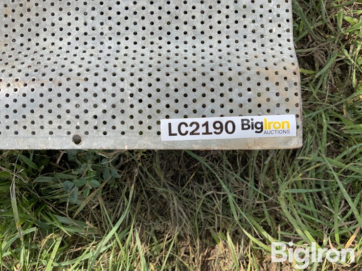 perforated-grain-bin-flooring-image-13